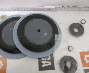 Комплект мембран
Kit Diaphragm (x2 Pos. 32+136+137) OBL