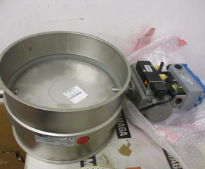 Поворотный клапан
Absperrklappe mit Dichtung DN 300, 2 mm
Wandstärke, aus Chromnickelstahl 1.
4301/07, beidseitig gebördelt,
Abdichtung der Innenklappe aus
Silikonkautschuk, Welle beidseitig
abgedichtet mit O-Ring aus FKM und EPDM-
leitfaehig, mit pneumatischem
Drehantrieb Fabrikat Air Torque, 5/2-
Wege-Magnetventil (1-spulig),
Steuerspannung 24 Volt, DC, 2
mechanischen Endschaltern,
potentialfrei, Magnetventil und
Endschalter auf Klemmen in
Endschalterbox verdrahtet Jacob Söhne